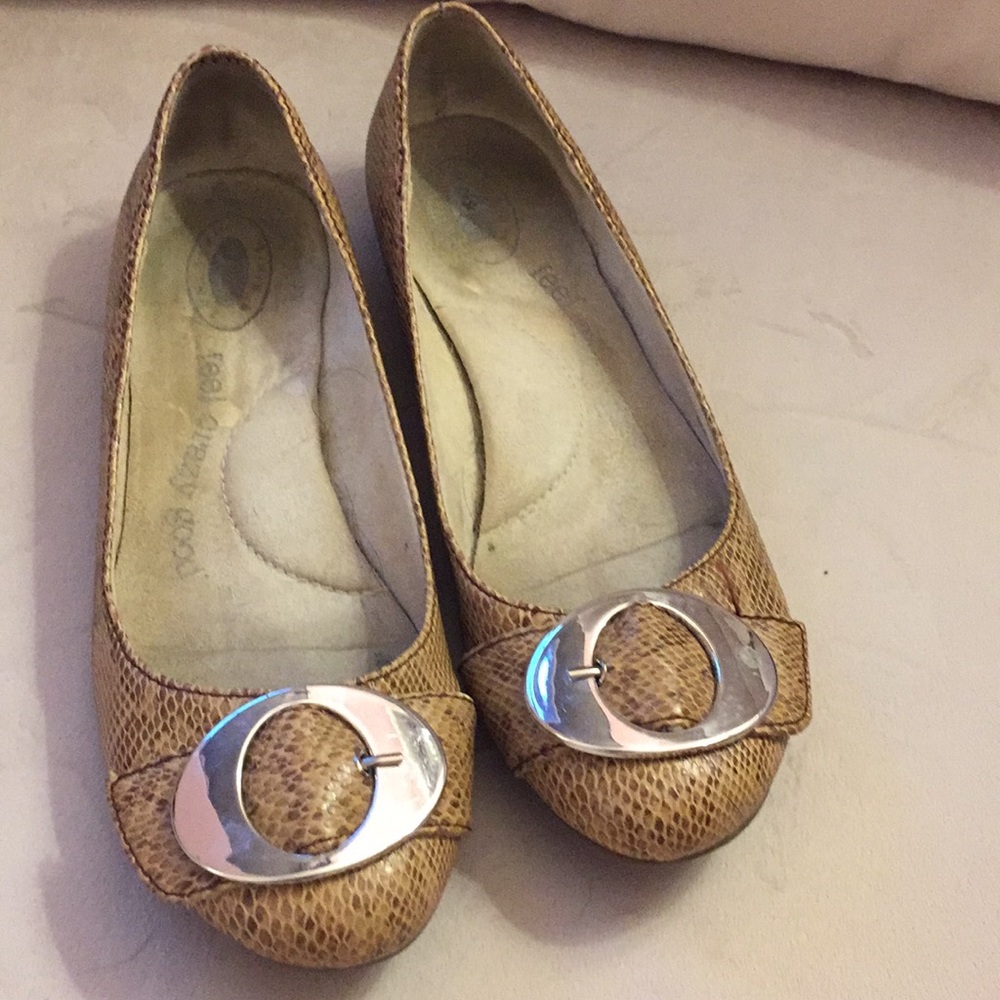 Dr. scholl’s flats